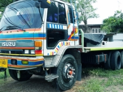 รถพื้นเรียบ ISUZU ROCKY FVM32MR 195 Hp รถห้างแท้เดิมๆ มีแอร์ คัชชีสวย หัวไม่มีผุ