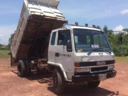 6ล้อ ISUZU ROCKY ดั๊ม เครื่อง160แรง กะบะยาว 5.30 ม. หัวดี เครื่องดี ครัทซีสวย รถพร้อมใช้งาน ขาย 490,