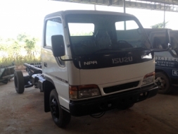 ขายค่ะ ISUZU NPR หัวการ์ตูน เครื่อง 120 แรงม้า ราคาเบาๆ ยาง 825/16 ทะเบียนพร้อมสนใจแวะมาดูคะ ขายพร้อ