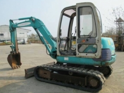 ขายรถตักเล็ก KOMATSU PC 40-7 ช.ม. 4000