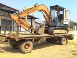 ขาย komatsu pc 60 - 3 (ปั้มนิ้ว) พร้อมเทเลอร์ มีลายเจาะ