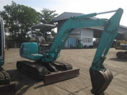 SALE___Komatsu PC45-1 (เครื่องเหลือง) เก่านอก ชั่วโมงการทำงานน้อย สภาพดี พร้อใช้งาน