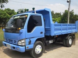 หกล้อดั้ม อีซูซุ NPR130แรงโบว์ สภาพดีสวยพร้อมใช้งาน ขายต่อดาวน์ เปลียนสัญญาซื้อขาย รับรถกลับบ้านเลยค