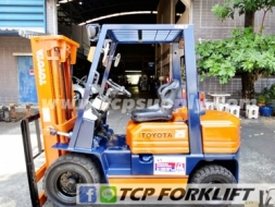 (รหัสสินค้าTHJ1257) รถยกยี่ห้อTOYOTA รุ่น 02-5FD20 ขนาด 2.5 TON เกียร์ AUTO ระบบ Diesel ยกสูง 4.25 m