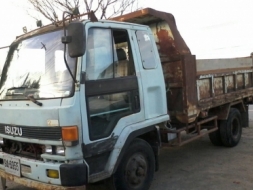 รถ6ล้อ ISUZU Rocky185แรงม้า กระบะดั้มดิน เบรคทิฟฟี่