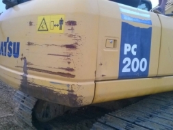 KOMATSU  pc200-7เอกสารพร้อมราคา1,480,000