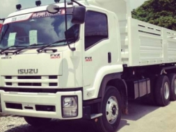 ขายรถบรรทุกอีซูซุ 10ล้อ2เพลาพร้อมกระบะดัมพ์  ป้ายแดง รถศูนย์ISUZU   มีแรงม้าให้เลือกคือ 240แรง 300แร