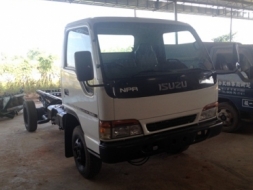 ขาย ISUZU NPR หัวคัชซี เครื่อง 4HF1  135 แรงม้าระบบน้ำมัน หัวคัชซี ช่สวกระบะยาว 4.30 เมตร ยาง 825 ขอ