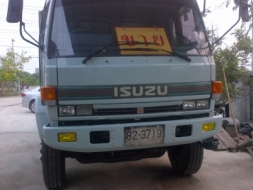 ขายสิบล้อ ISUZU 240 แรงม้า 2 เพลา สวยราคา 1150000 บาท ไฟแนนท์จัดได้ 800000 บาท โทร 0843376760