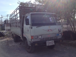 ขายรถ6ล้อ Hino Km779 กระบะพร้อมคอก ยาว5.5ม. ติดต่อคุณตุ๊กตา 089-8914921