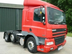 ขายหัวลาก DAF 400 แรงม้า 8 ล้อ 086-8053515