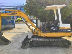 ขายด่วน KOMATSU  PC 40-6  สภาพสวย  พร้อมใช้งาน  ราคากันเองโทร 098-7214459 ดวงนภา