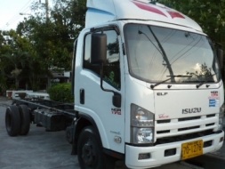 ขาย 6 ล้อ ISUZU NQR75L5 175 แรง หัวแซสซี ปี 54 ยาว 5.50 เมตร ด่วน!