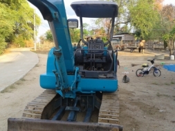 ขาย kubota k 035 รถ 3ตัันครึ่ง คอนโทนน้ำมันปั้มนิ้วแทรคเหล็กไหม่