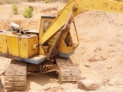 KOMATSU PC 120-2 รถบอดี้เดิมๆสภาพดีพร้อมใช้งานได้เลยครับ เครื่องยนต์เดิมปั๊มเดิมทำงานได้ดีมากครับ ภา