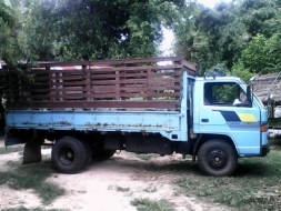 รถหกล้อ isuzu 110