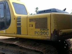 ขายรถแบคโฮ รุ่น KOMATSU _PC 200