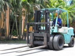 ขายรถFORKLIFT MITSUBISHI FD40 งาสไลด์ 4ตัน สวยเดิมจากญี่ปุ่น ยังไม่เคยใช้ในไทย 380,000เท่านั้น!!