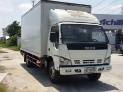 ขาย ISUZU  NQR 175 แรงม้า ปี 2550 คอมมอนเรล ตู้ 4 บานยาว 5.5 เมตร สภาพสวยมาก ภายในหัวเก๋งสวย เบาะสะอ