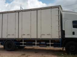 ขายดาวน์ ISUZU FTR240 ยาว 7.6 เมตร พร้อมตีตู้แห้ง ประตู 10 บาน