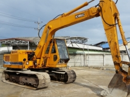 ขายราคาพิเศษรถแบคโฮ K905 ยีห้อ KOBELCO รถเก่านอก ไม่เคยผ่านการใช้งานในไทย