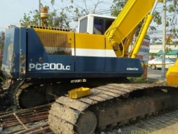 ขายรถแมคโค  KOMATSU PC200-5LC เอกสารทะเบียน