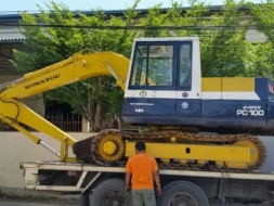 มาแล้วนะครับ - รถขุด แบคโฮ KOMATSU PC 100-3 พร้อมใช้งาน มือสองญี่ปุ่น