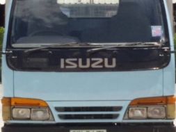 Isuzu NKR 4ล้อกลาง