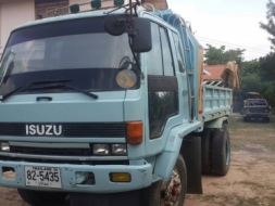 ISUZU ROCKY FRR11D ราคา 475,000 บาท  ดั้ม 5 คิว เครื่อง 6BG1-175 แรง หัวบาง ยาง900-20 ดี คัสชีสวย เบ