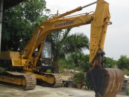 ขายรถแบคโฮ    KOMATSU  PC  150 LC- 3W  เก่านอกรถพร้อมใช้งาน ปั้นนิ้ว คอลโทรสั้น ปั้นแรง  เครื่องดี เ