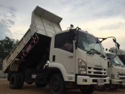 ขาย6ล้อดั้มพ์ ISUZU FRR 190แรงม้า/ปี56 ใช้งานน้อย 15617 กม.