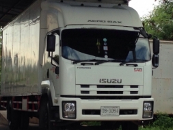 ขายรถบรรทุก 6 ล้อ ISUZU FTR โฉมปัจจุบันหน้าตึก พร้อมตู้บรรทุก ปี 2552