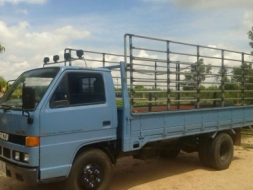 ขายISUZU NKR110แรง เครื่องดี แคชซีสวย สภาพพร้อมใช้งาน เอกสารพร้อมโอน  สนใจโทร 090-8588220คุณนะ 093-3