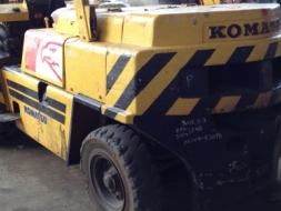 ขายด่วน รถยก Komatsu FD35-2 รถนอกนำเข้า