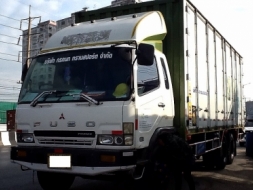 ขาย Fuso ปี 49 220 แรงเทอร์โบ เพลาเดียว ตู้สิบบาน 7.5 m โทร 088-4501277