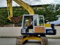 จัดวีดีโอ มาให้แล้วนะครับ สำหรับรถขุด แบคโฮ KOMATSU PC 100-3  มือสองญี่ปุ่น