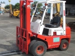 ขาย Forklift Nissan 1.5 ตัน