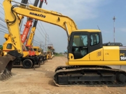 ขายรถแบคโฮ KOMATSU PC160-7 ระบบไฟฟ้าเต็ม รถนอกนำเข้าสภาพสวยพร้อมใช้งาน มีVDOการทำงานครับ