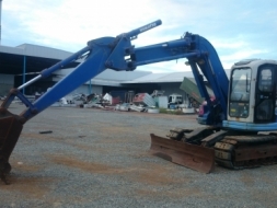 รถแบคโฮ KOMATSU PC128UU-1 (สภาพดี แอร์เย็นฉ่ำ)