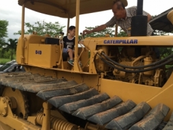 ขาย CAT D4D