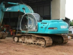 ขายรถแบคโฮ KOBELCO sk200-5บูมยาวและบูมสั้นรวมบูม2ชุดไฟฟ้าครบรถพร้อมใช้งานราคาถูก