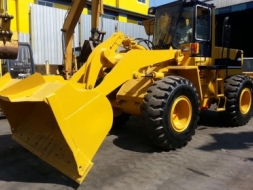 WA300-1-30553 รถตักKOMATSU ถึงไทยเเล้วครับ