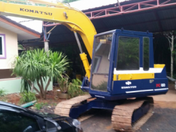 KOMATSU PC 60-5