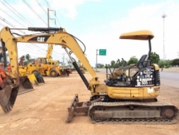 ขายรถแบคโฮ CAT 305 CR ปี2003 คอนโทรลสั้น ปั้มนิ้ว สภาพสวยพร้อมใช้ นำเข้าจากญี่ปุ่น