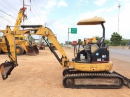 ขายรถแบคโฮ CAT 303 CR ปี2003 คอนโทรลสั้น ปั้มนิ้ว สภาพสวยพร้อมใช้ นำเข้าจากญี่ปุ่น