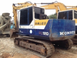 ขายรถแมคโค KOMATSU PC100 โซ่ใบแท้สวย แอร์เย็น ใช้งานดี