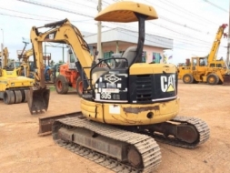 ขายรถแบคโฮ CAT 305 CR ปี2003 คอนโทรลสั้น ปั้มนิ้ว สภาพสวยพร้อมใช้ นำเข้าจากญี่ปุ่น