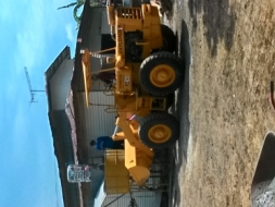 ขายรถตักล้อยาง KOMATSU JH 30 PLAYLOADER