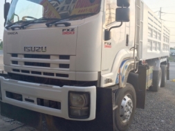 รถบรรทุก10ล้อดั๊ม    ยี่ห้อ ISUZU DECA    360 แรงม้า   ปี2553