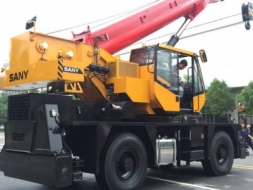 ขายรถเครนSANY 4 ล้อ Rough-terrain Crane ขนาด 25 ตัน (Rough Terrain Crane)